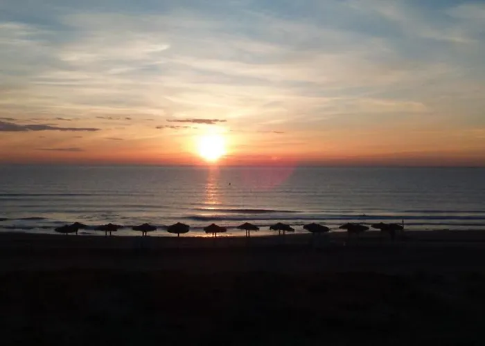 Apartment Cozy House Near La Mata *